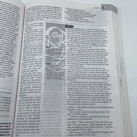 Student’s Life Application Bible - Picture 7 of 7